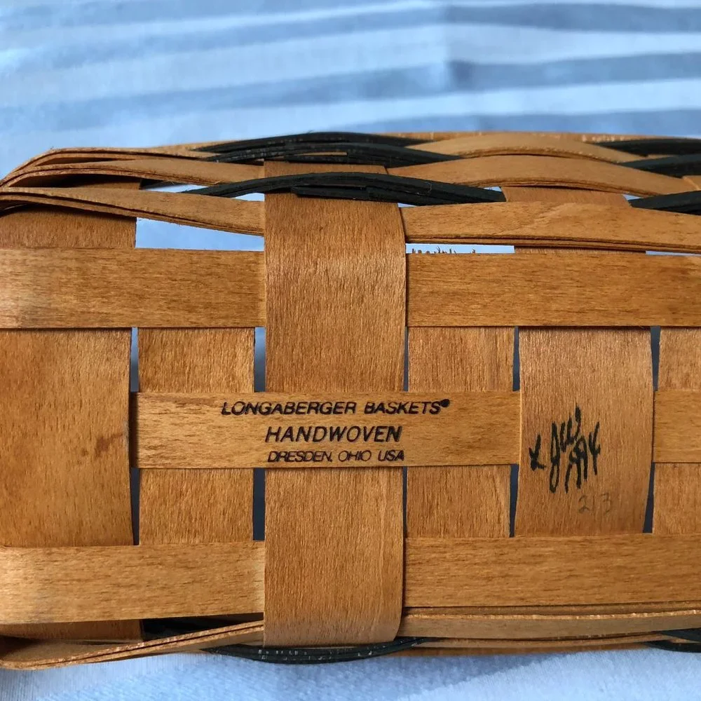 2x Longaberger Baskets + 4 other small wicker baskets (6 total)